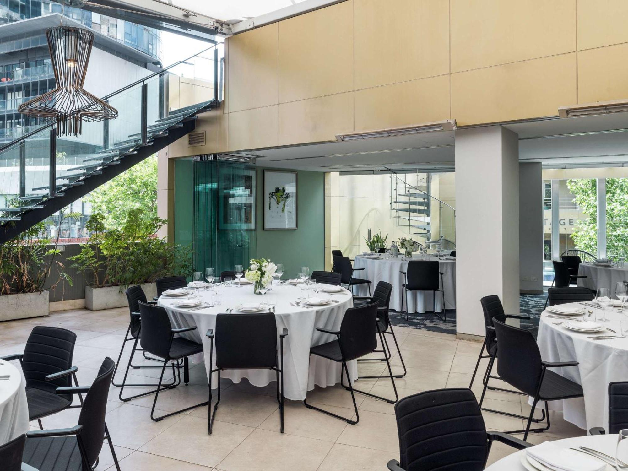 The Olsen Melbourne Art Series Esterno foto The interior of the restaurant