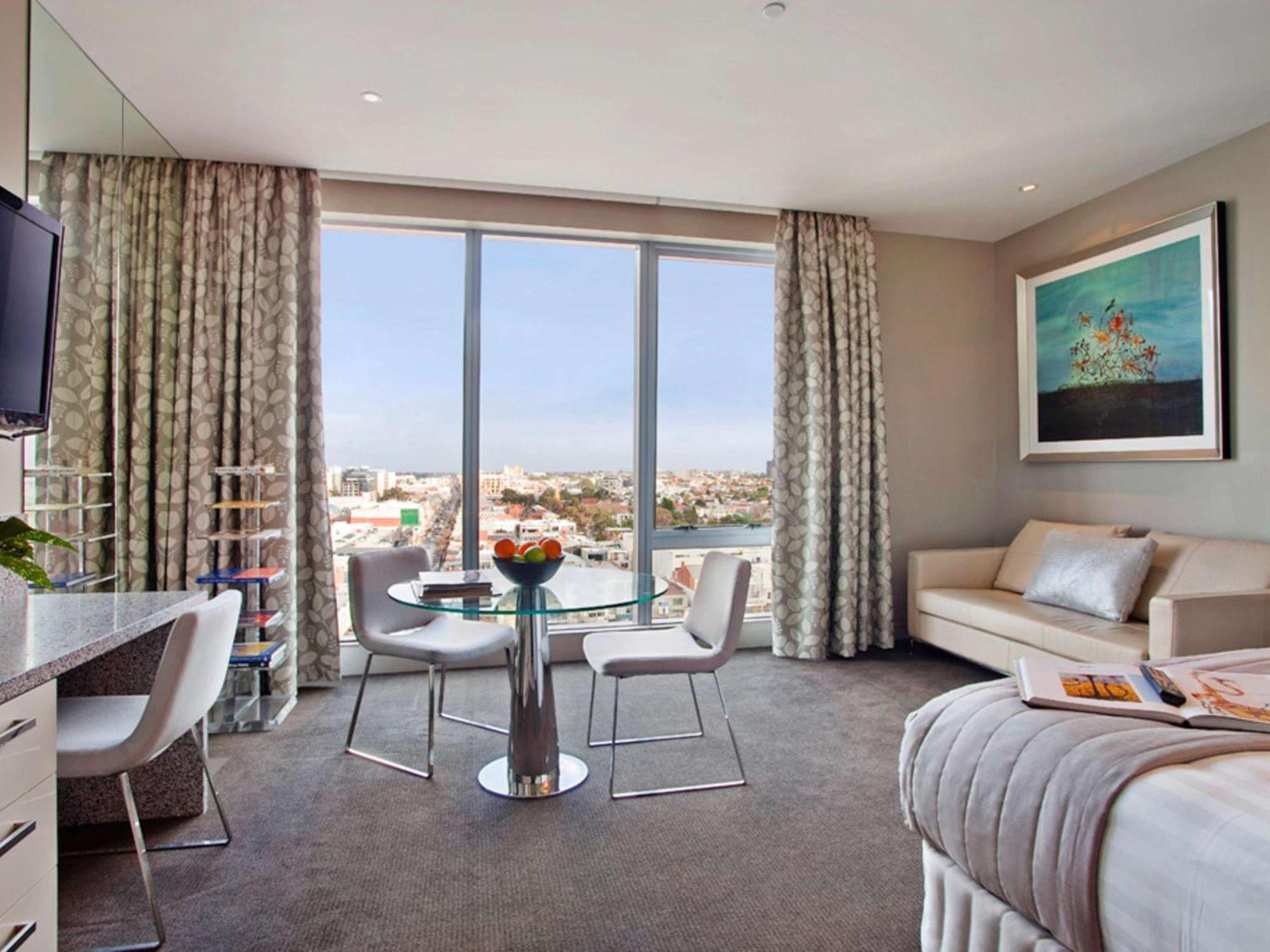 The Olsen Melbourne Art Series Esterno foto A room at the Westin Palace, Tel Aviv