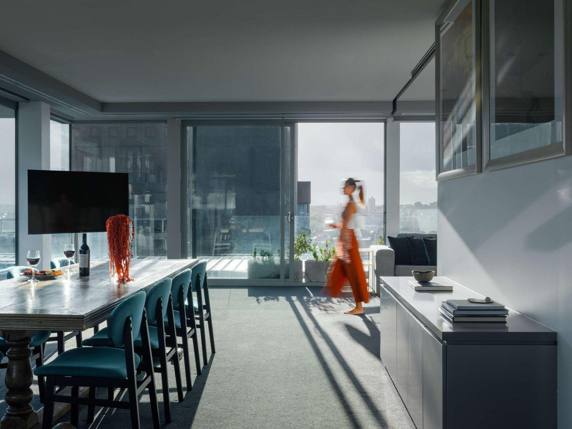 The Olsen Melbourne Art Series Esterno foto The kitchen